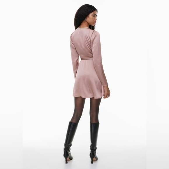 Aritzia Wilfred Mademoiselle Satin Longsleeve Dress - Picture 4 of 16